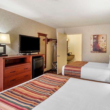 Best Western Sherwood Inn Clarksville Экстерьер фото