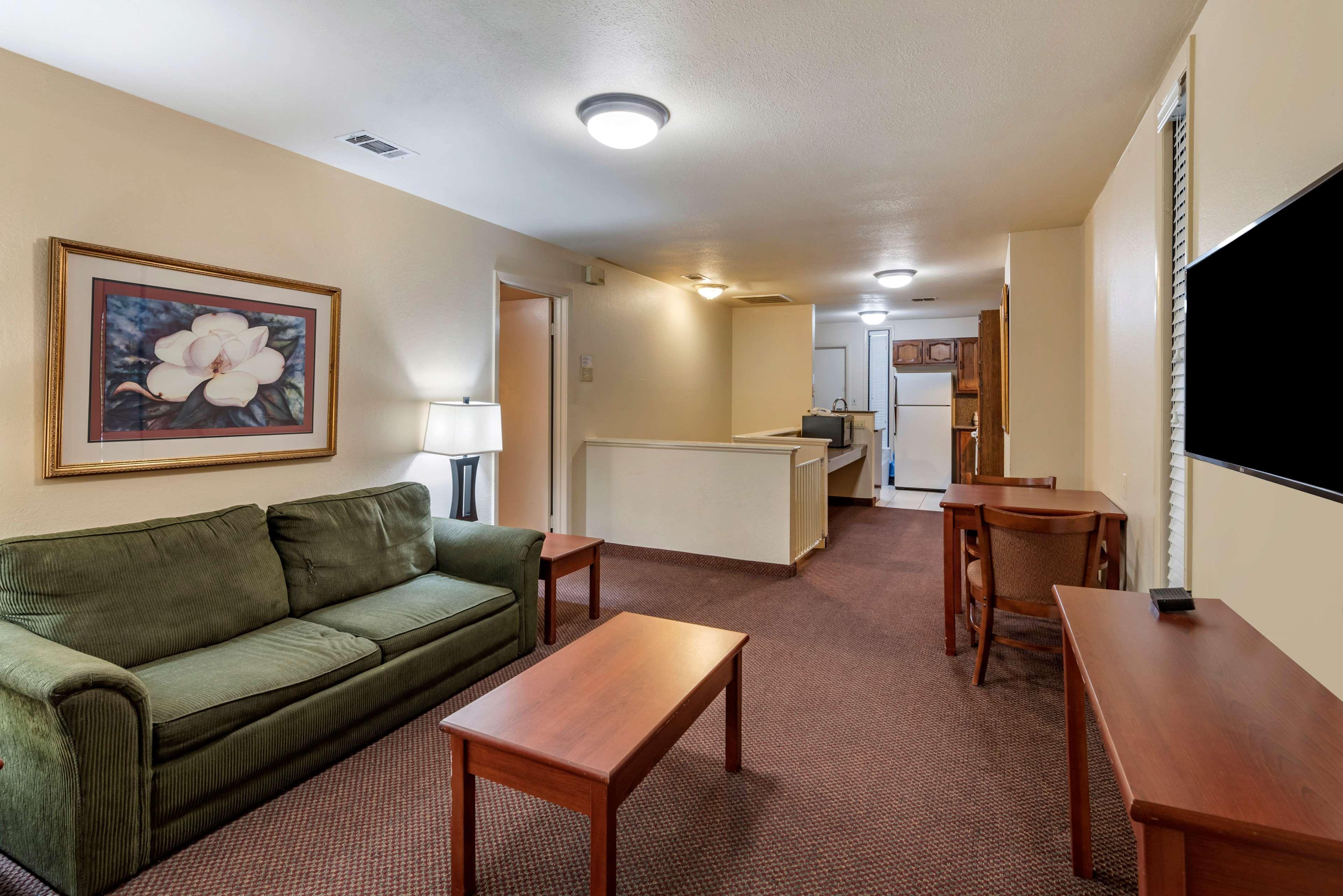 Best Western Sherwood Inn Clarksville Экстерьер фото