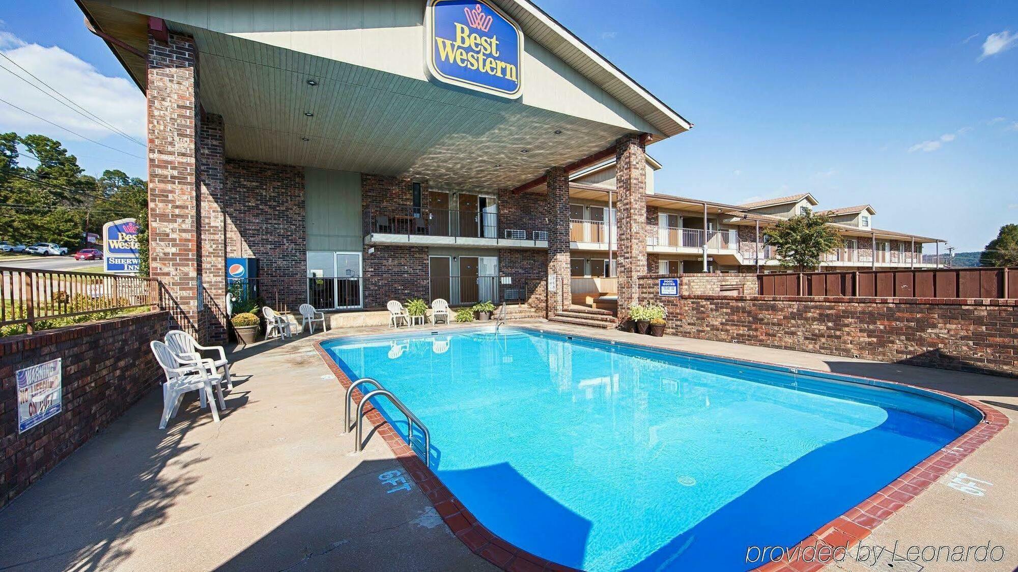Best Western Sherwood Inn Clarksville Экстерьер фото